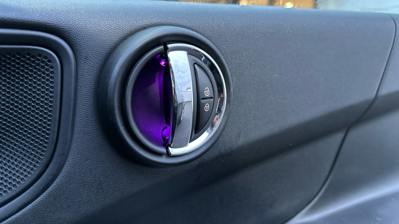 MINI Countryman 1.5 Cooper Classic 5dr Auto [Comfort/Nav+ Pack] Petrol Hatchback